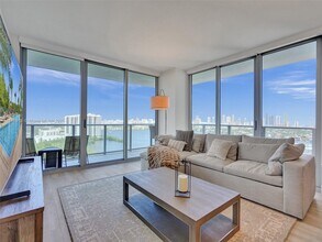 Building Photo - 16385 Biscayne Blvd
