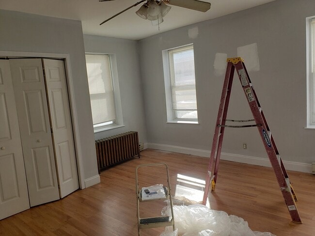 Building Photo - 45 S Main St