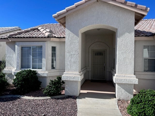 Building Photo - 2842 Ladera Dr