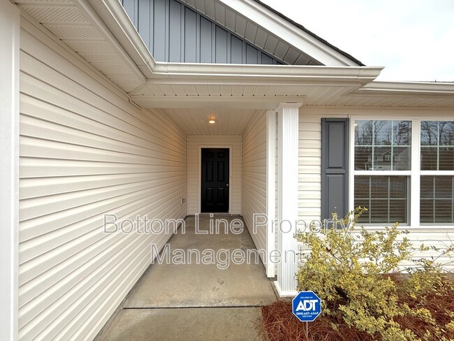 Foto del edificio - 3654 Fallen Tree Dr