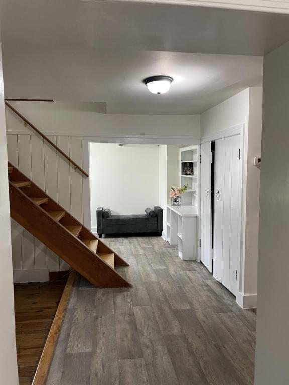 Building Photo - 6920 Maryland Ave