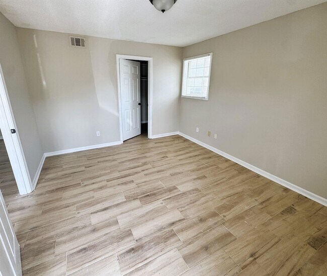 Photo - 3449 Southern Ave Apartment