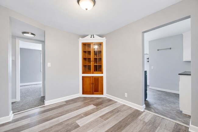 Foto del edificio - 2 Bedroom Plain Township Ranch for Rent