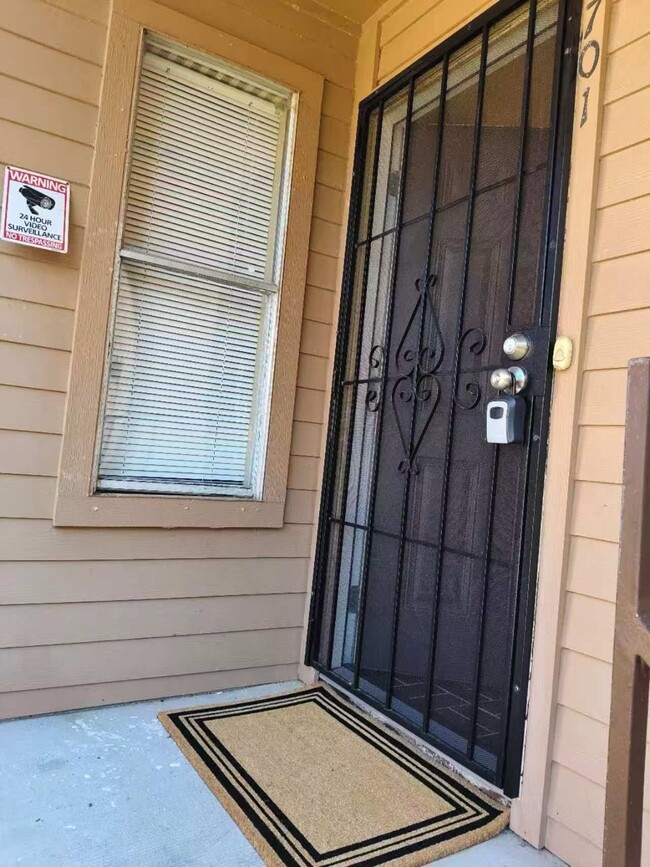 Building Photo - 10555 Turtlewood Ct