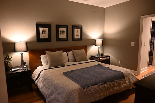 Foto del edificio - 2921 Lenox Rd NE