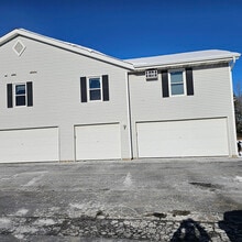 Building Photo - 284 Minz Park Cir