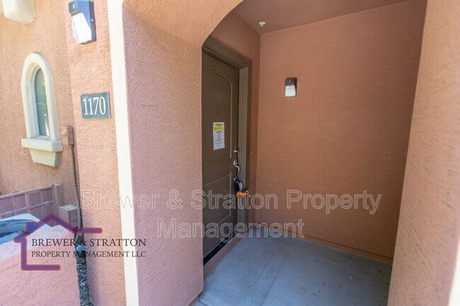 Foto del edificio - 900 S 94th St