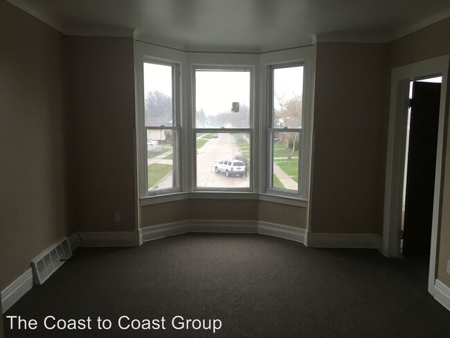 Building Photo - 3 br, 1 bath Apartment - 14761 Stephens