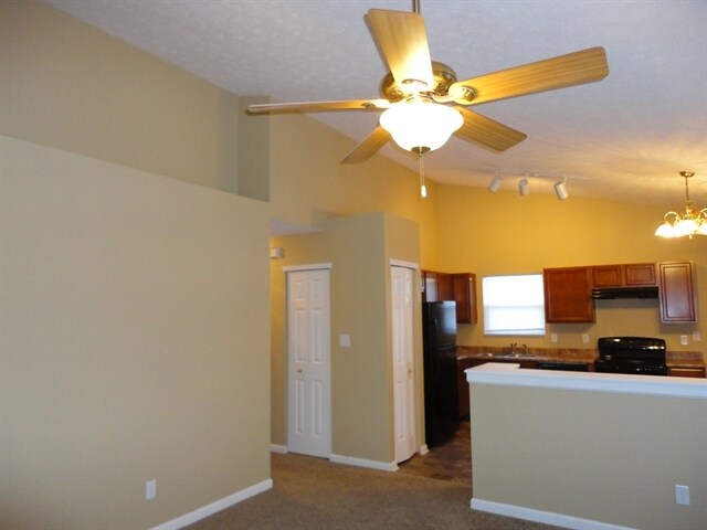 Foto del edificio - 1046 Mosswood Circle