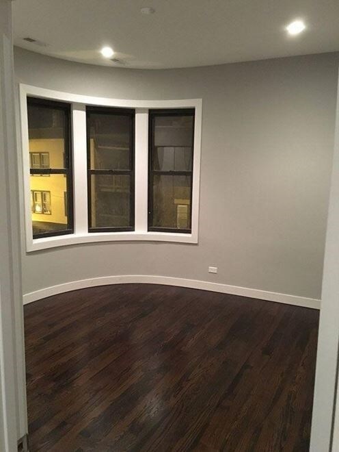 Building Photo - 2048 N Damen Ave