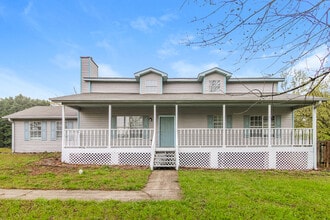Building Photo - 2175 Red Rose Ln