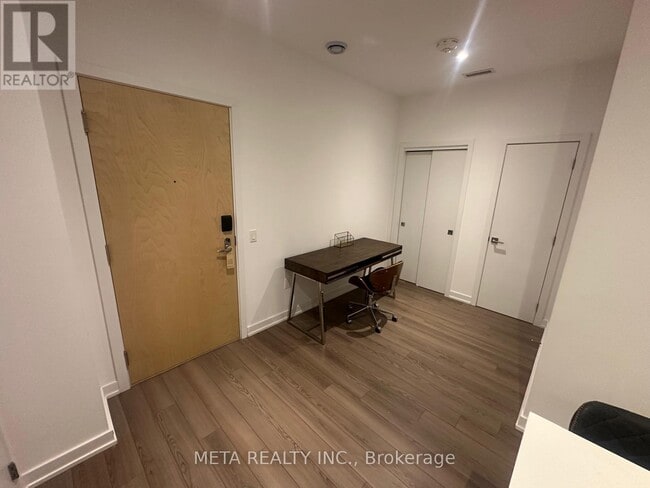 Building Photo - 120 Carrick Trail