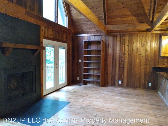 Building Photo - 3 br, 2 bath House - 364 Grayson Trail