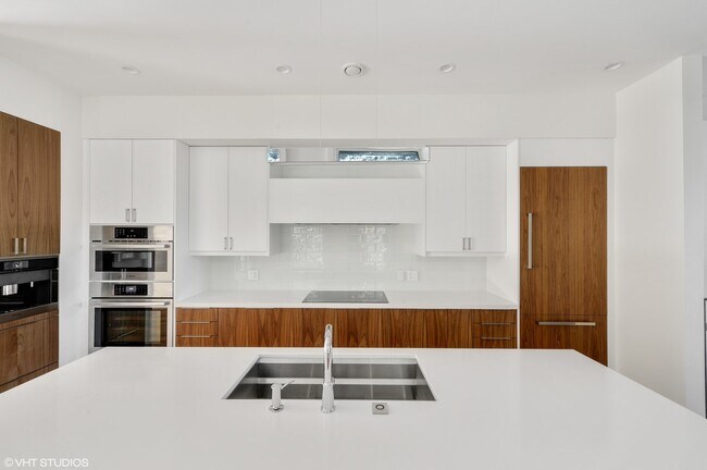 Foto del edificio - 5485 S Ellis Ave