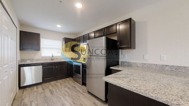 Foto del edificio - Beautiful 2BR/2BA Quad available for rent ...