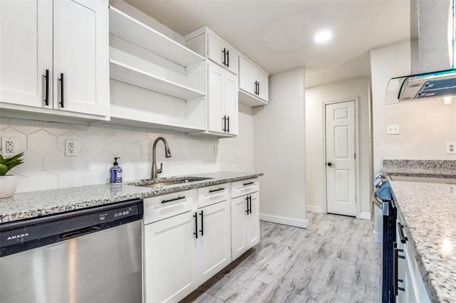 Building Photo - 521 Windsor Dr