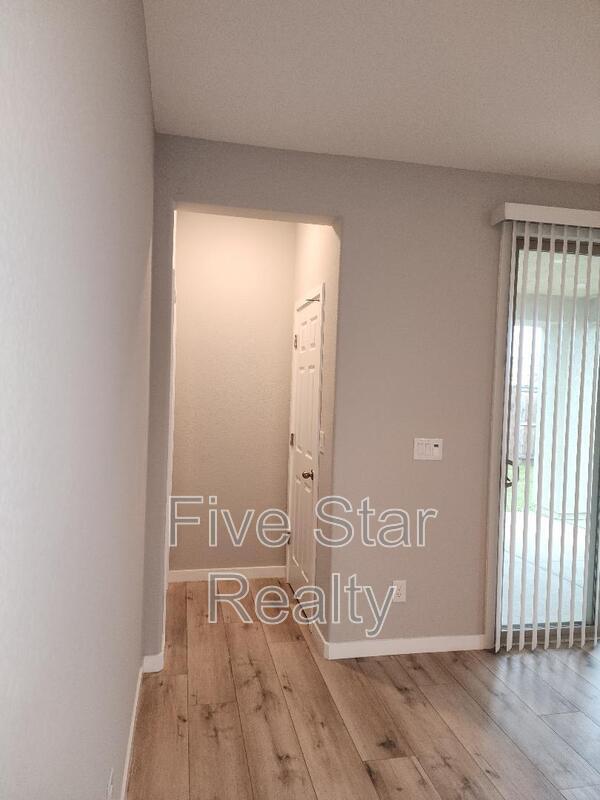 Foto del edificio - 2203 Woodlet St