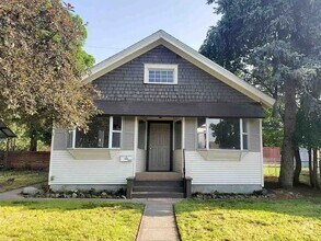 Building Photo - 1217 E Indiana Ave