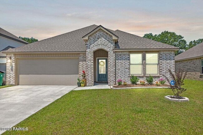 Building Photo - 205 Cane Run Ct