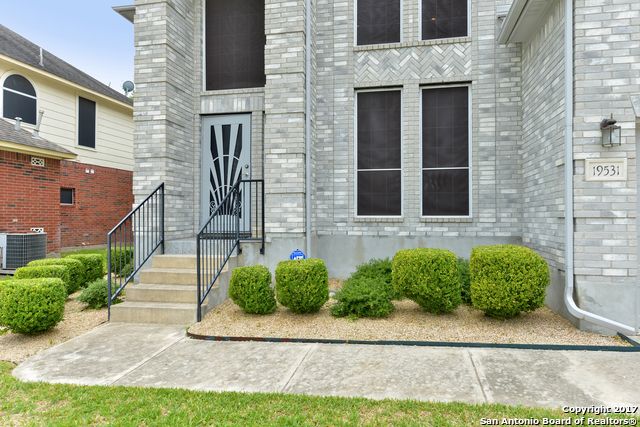 Building Photo - 19531 Azure Oak