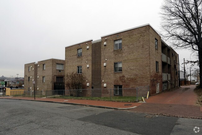 1210 1212 Maple View Pl Se Washington Dc 20020 Apartments Primary Photo 1210 1212 Maple View Pl Se