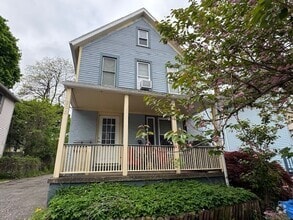 Building Photo - 235 Henrietta St