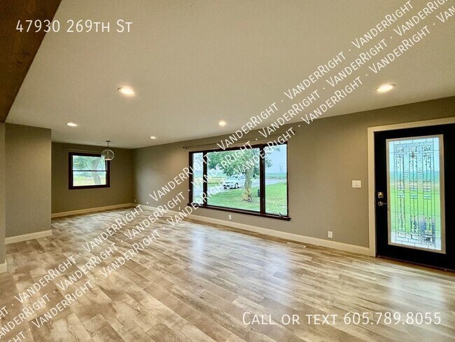 Foto del edificio - 47930 269th St