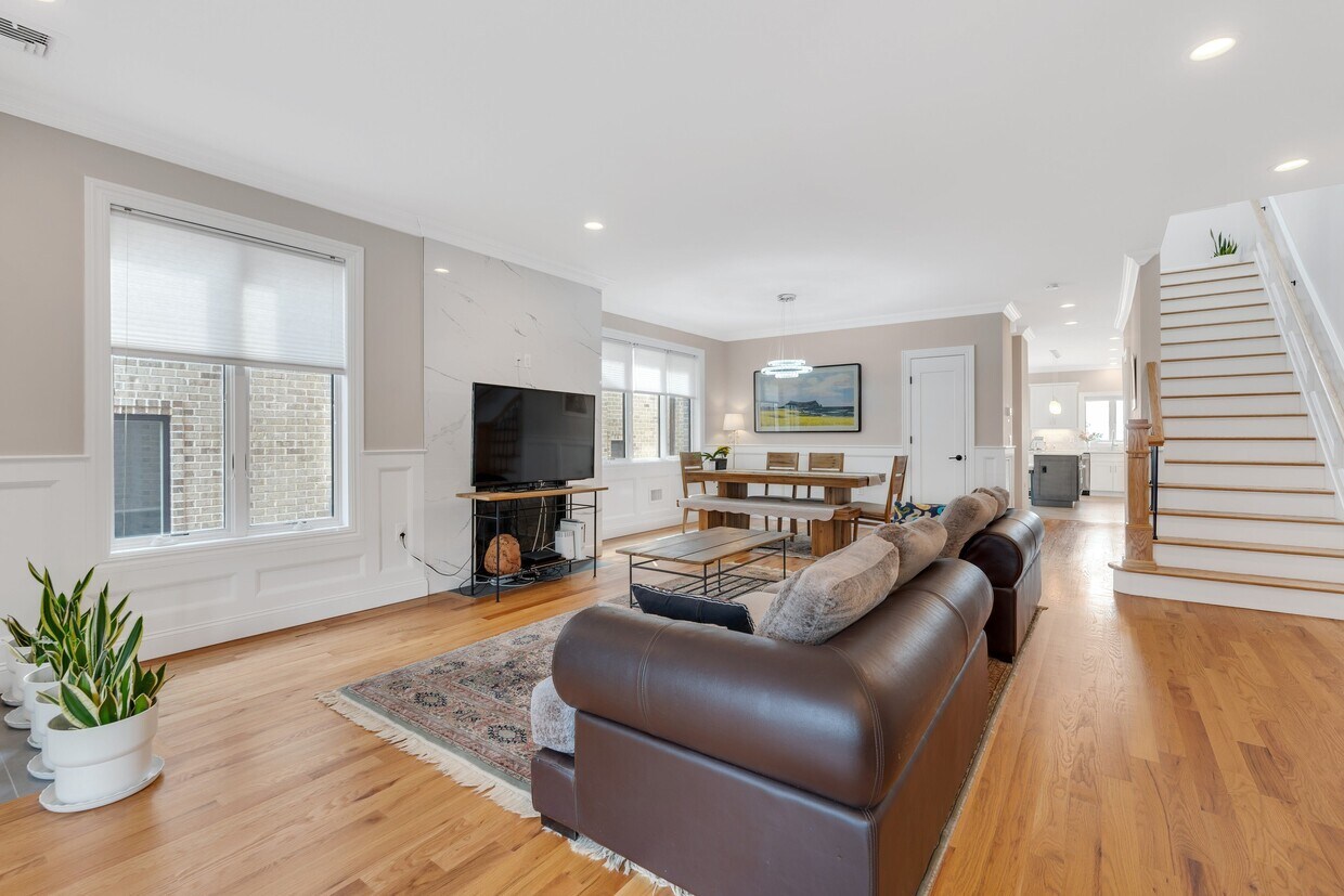 Foto principal - 469 9th St