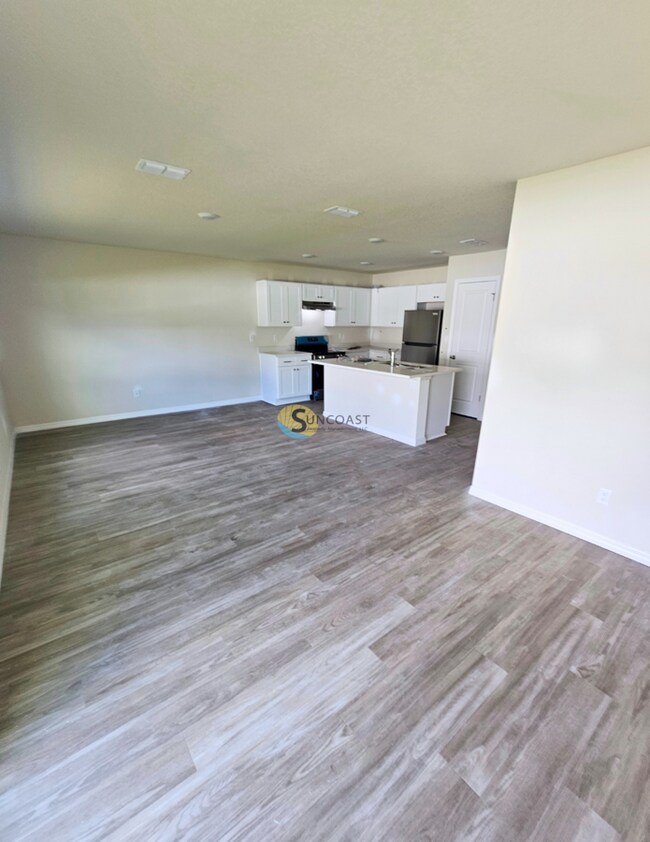 Building Photo - Amazing Rate in Beachy Palm Coast!