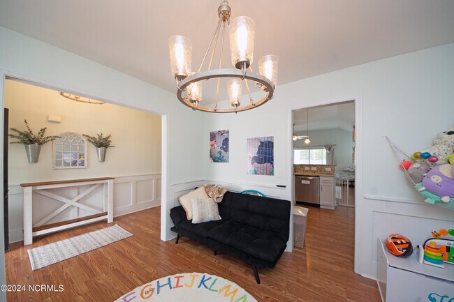 Building Photo - 308 Long Pond Dr