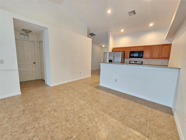 Foto del edificio - 3820 SW 16th Pl