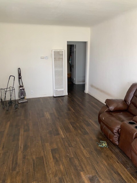 Foto del edificio - 44442 Beech Ave