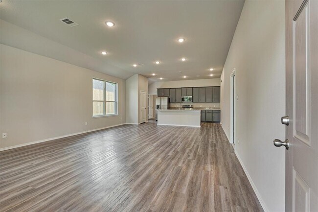 Foto del edificio - 6671 Kingston Cove Ln