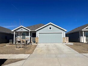 Building Photo - 206 Lemongrass Dr