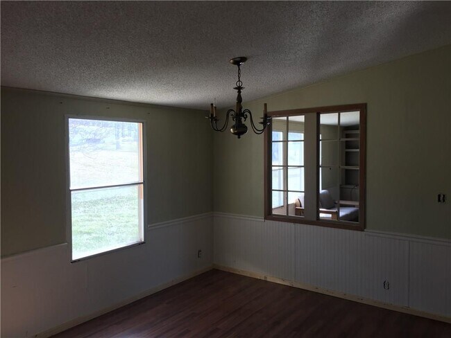 Building Photo - 14186 Mineral Springs Rd
