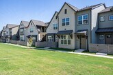 Foto principal - 180 S Brook Dr