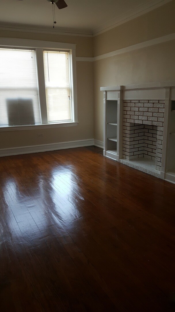 Foto del edificio - 5703 S Emerald Ave