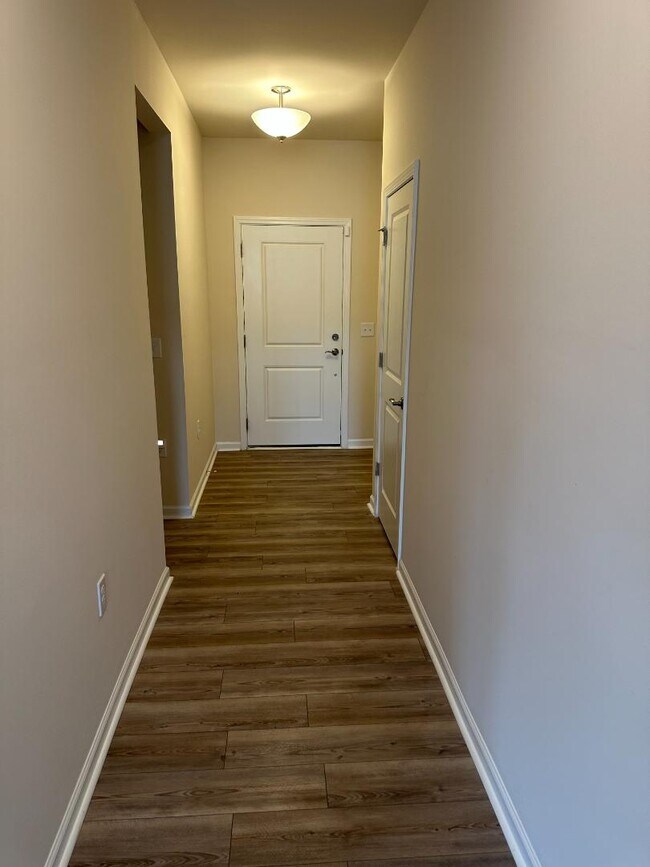 Foto del edificio - 1632 Laforce Cv