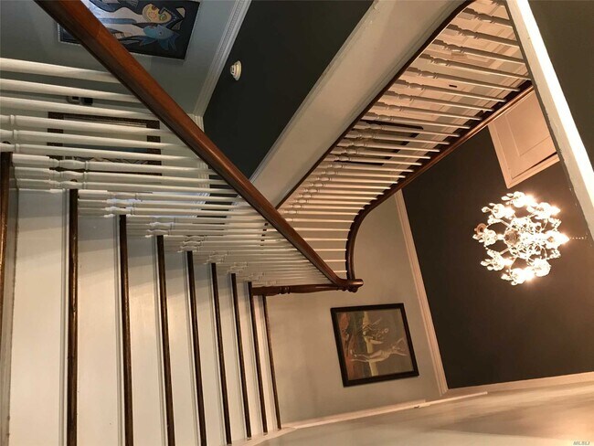 Foto del edificio - 24 Wensley Dr