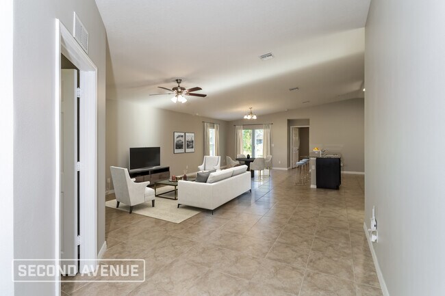 Foto del edificio - 594 Topeka Rd SW