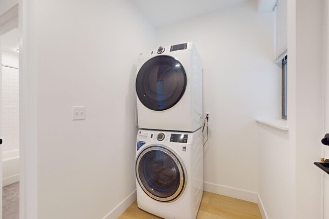 Laundry room - 1154-56 E. 56th St
