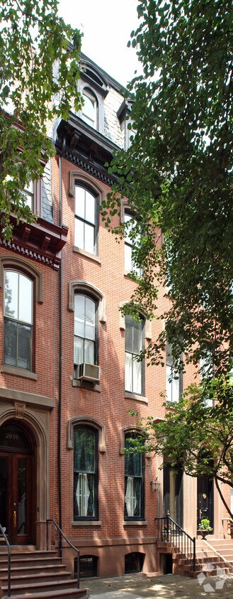 Building Photo - 2037 Delancey Pl