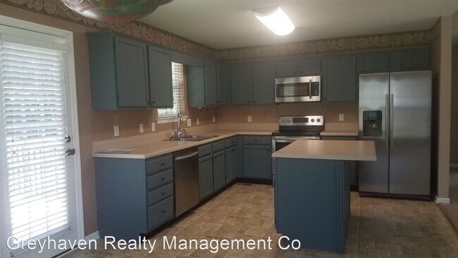 Building Photo - 4 br, 2 bath House - 6725 Triton Circle