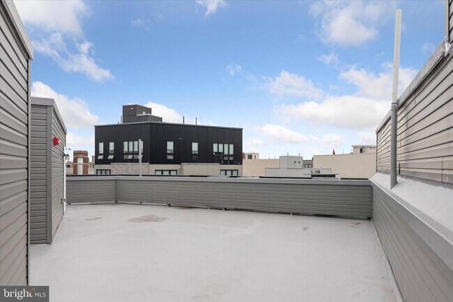 Building Photo - 1600 Ridge Ave