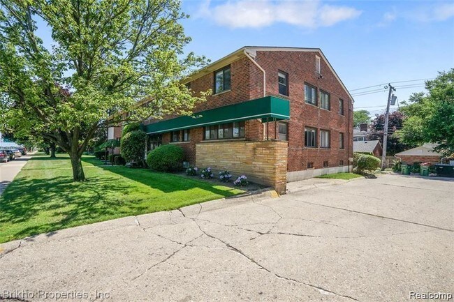 Building Photo - 25777 Woodward Ave