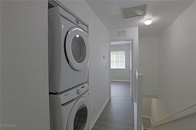 Foto del edificio - 10067 Spyglass Hill Ln