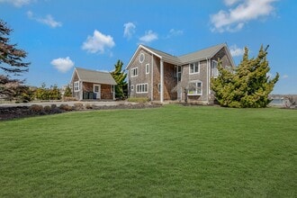 Building Photo - 370 Fishermans Beach Rd