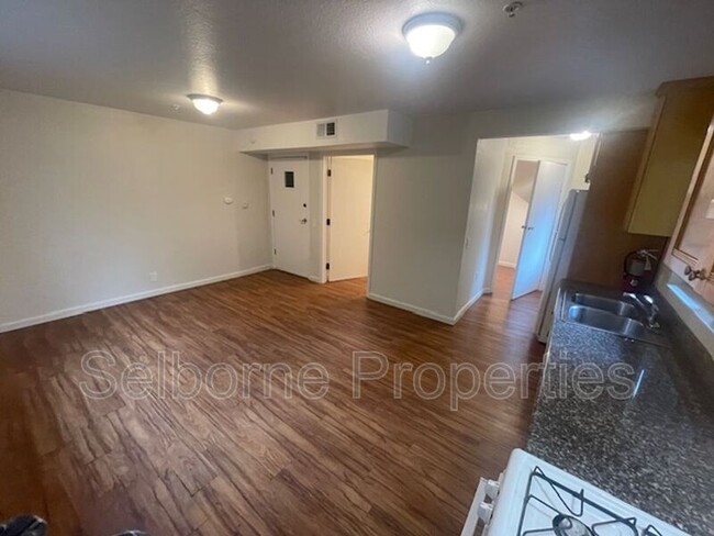 Foto del edificio - 524 41st St