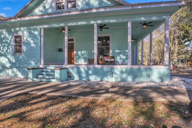 Front Door/ Porch - 51 E 4th St