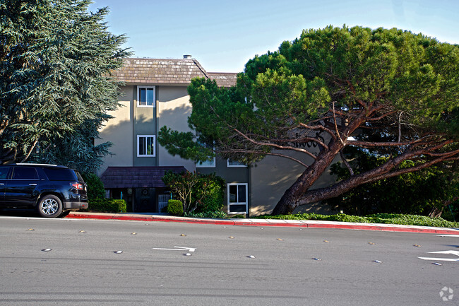 Foto del edificio - Westwood Apartments